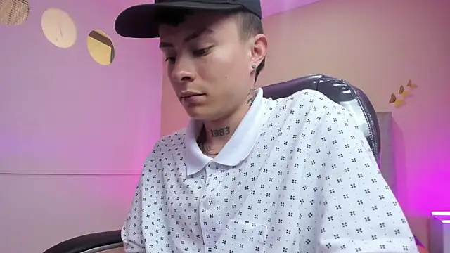 Nascary_Fox Pertunjukan Webcam