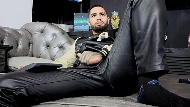 Czat XXX na żywo – matteosantos