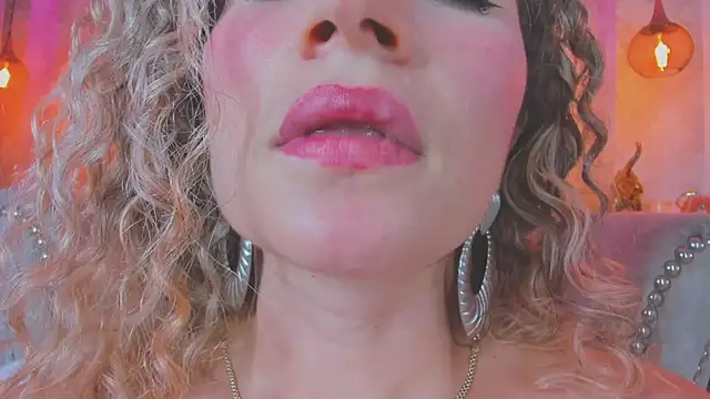 Chatroom XXX en direct de Shantall__