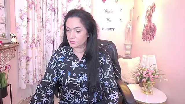 دردشة MyLovOne الجنسية المباشرة