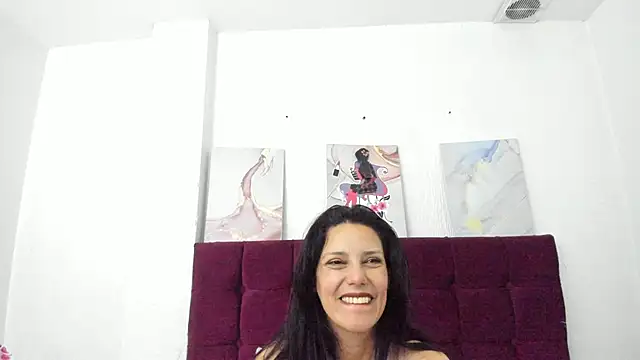 แชท XXX สดของ MashaPiink