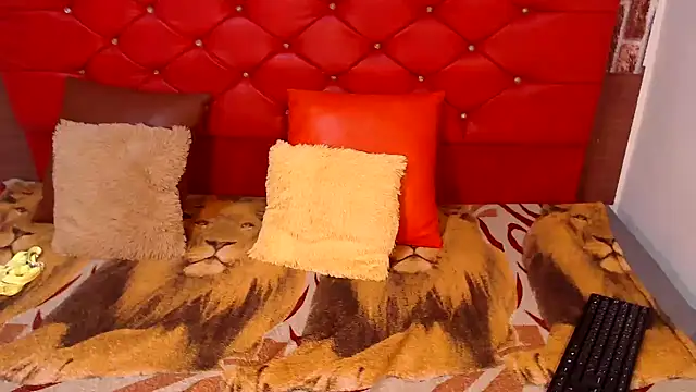 dirtydolltsx 现场XXX聊天