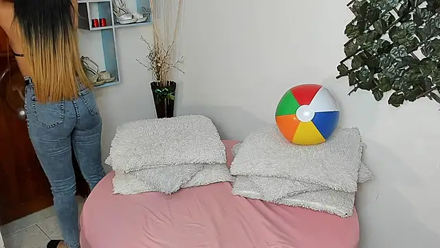 DestinyHillsn Live XXX chat