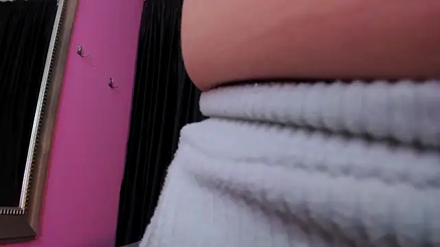 Živý XXX chat ScarletBigTitties