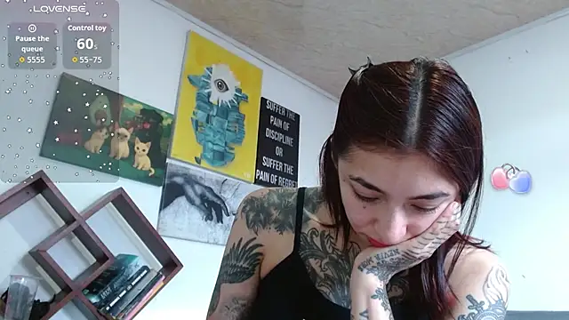 Chat XXX en directo de ZoeBakers_