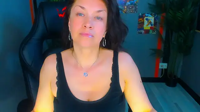 AnaMills 라이브 XXX 채팅