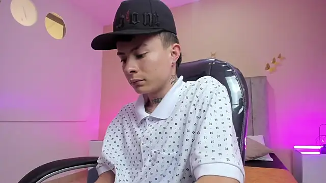 Nascary_Fox Show Webcam