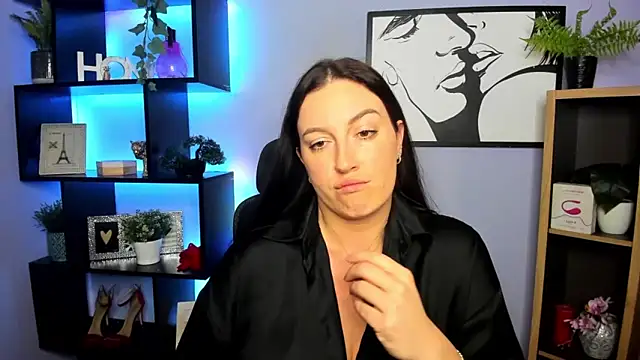 FUN_AMI's Live XXX Chat