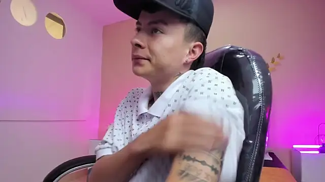 Nascary_Fox Chat XXX live