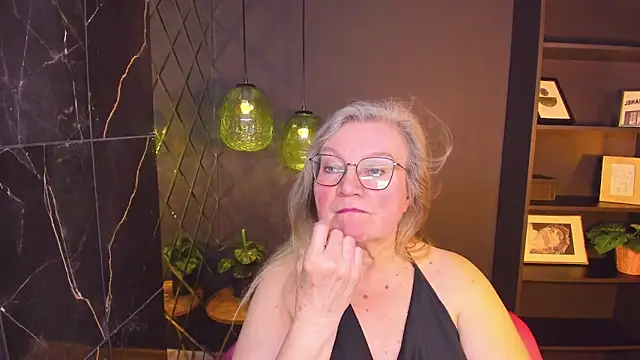 NataliMellowのライブXXXチャット