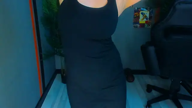 Онлайн чат XXX AnaMills