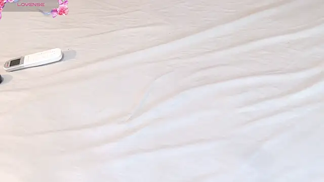 BLACK_ROSSE_1 live XXX chat