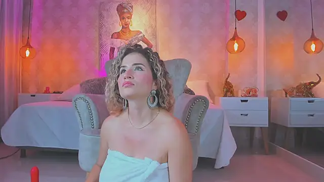 Shantall__ 即時 XXX 聊天