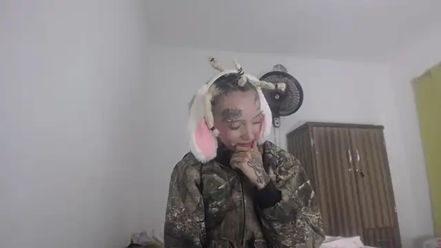 barbara_anal_squirt_ 即時 XXX 聊天