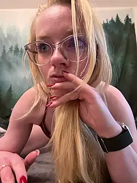 LinaLeana Adlı Modelin Canlı XXX Sohbeti