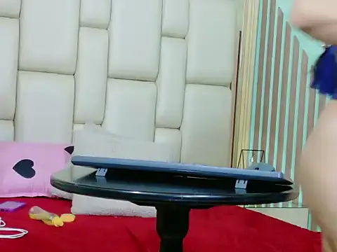 VikyANDfer's Live XXX Chat