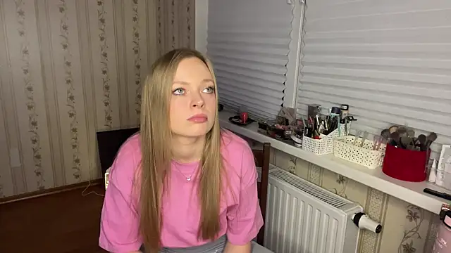 LolaZola's Live XXX Chat