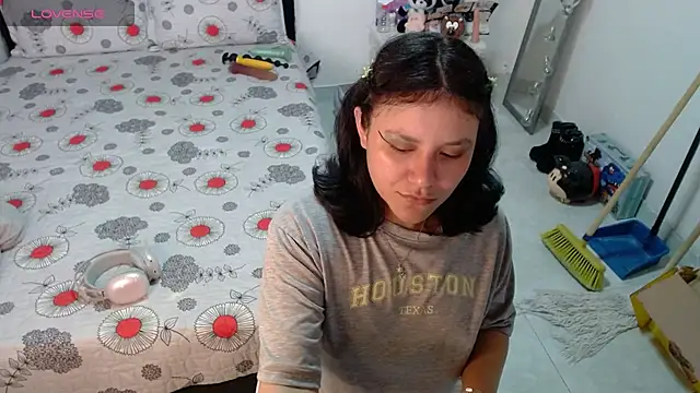 Онлайн чат XXX soniafuckboobs