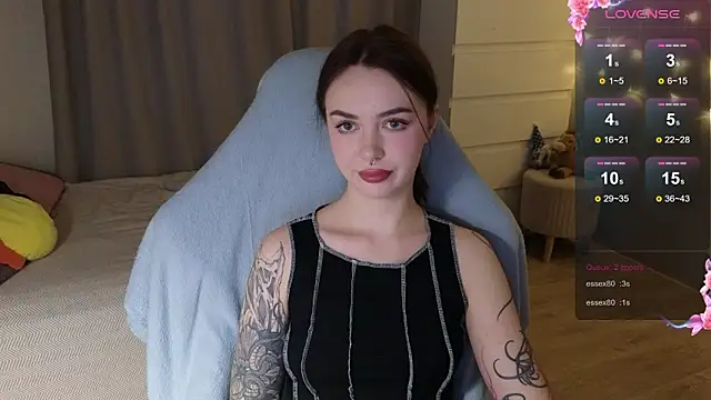 kate_leoo élő XXX-chatje