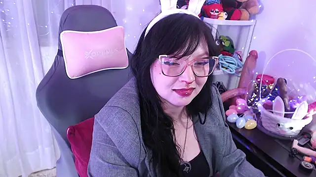 Онлайн чат XXX LiloMoon69