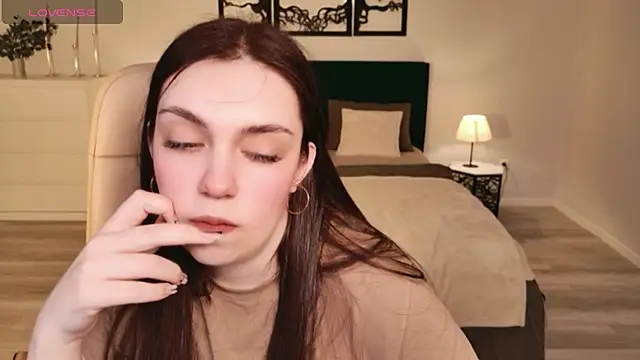 DaniellaLovely élő XXX-chatje