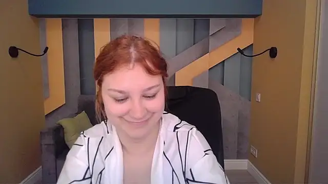 AngelinaLow Chat XXX in diretta