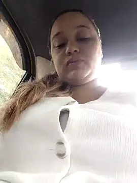 Chat +18 de MMia_18 ao vivo