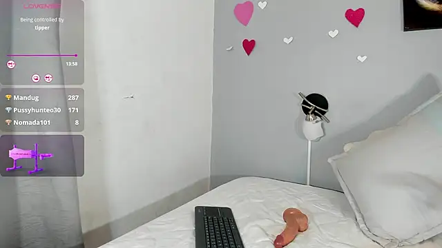 Онлайн чат XXX Evha_GalaW