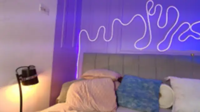 Chatroom XXX en direct de Sofly_s