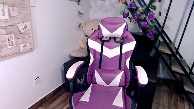 Chat +18 de samantha_baby_ ao vivo