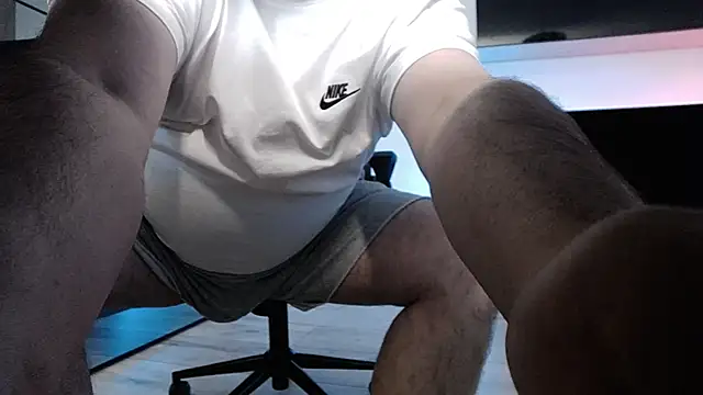 Chat XXX en directo de DravenPeak