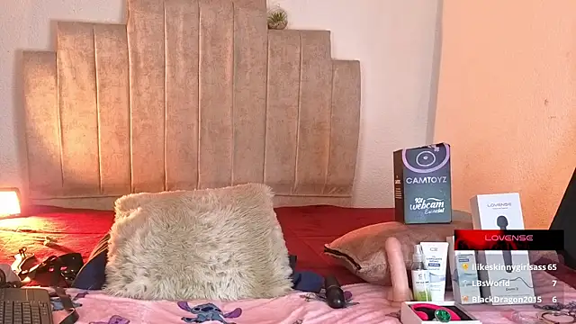 Chat XXX en directo de Petite_pepper