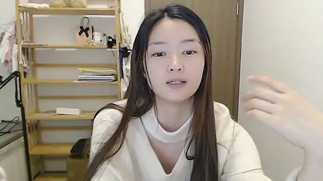 Mimi-cnbaby: онлайн-секс-чат