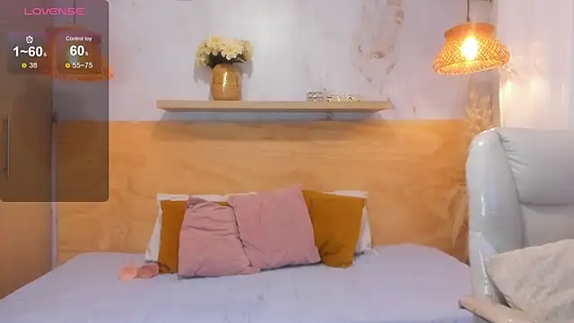 Lasira_Thill: онлайн-секс-чат