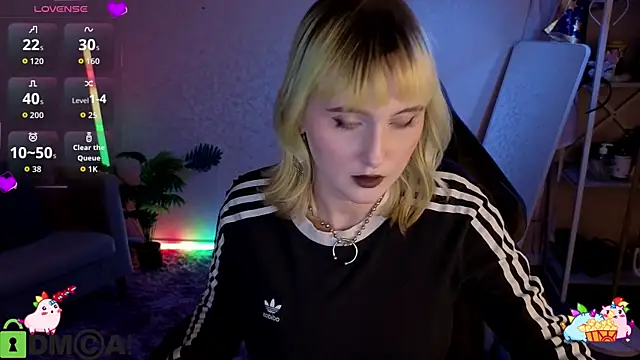 Roziett_Belle: онлайн-секс-чат