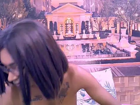 Czat XXX na żywo – IndianRebel4u2Luv