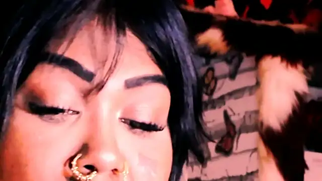 Czat XXX na żywo – indian_dreamgirl