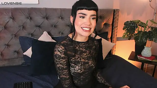 AlmaBlaze's Webcam Show