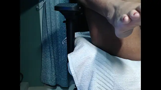 CuteRhea69 Adlı Modelin Canlı XXX Sohbeti