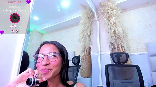 XXX chat uživo modela ScarletEvanss_