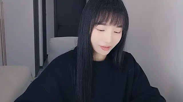 Lisa-3333's Live XXX Chat