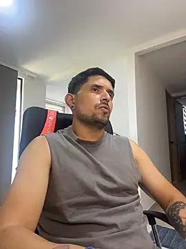 TroyeSavage – Naživo XXX chat