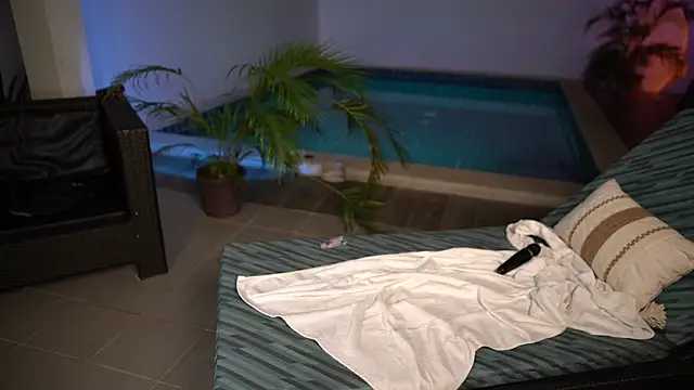 SashaHoneyViceのライブXXXチャット