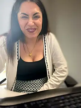 YourQueen18 Obrolan Langsung XXX