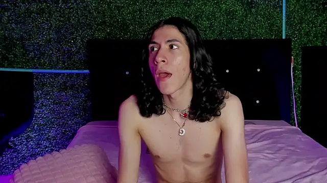 Kos_storm: διαδικτυακό σόου στην κάμερα