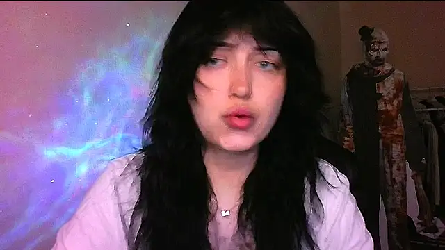 Katarina_Fox_ Live XXX Chat