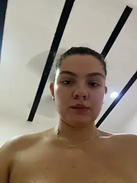 Chatroom XXX en direct de Eva_stark10