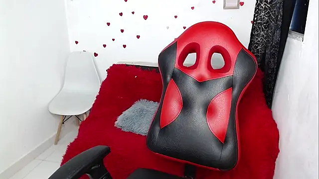 sven_fox723: διαδικτυακό σόου στην κάμερα