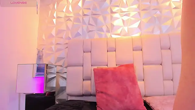 mell_muller's Live XXX Chat