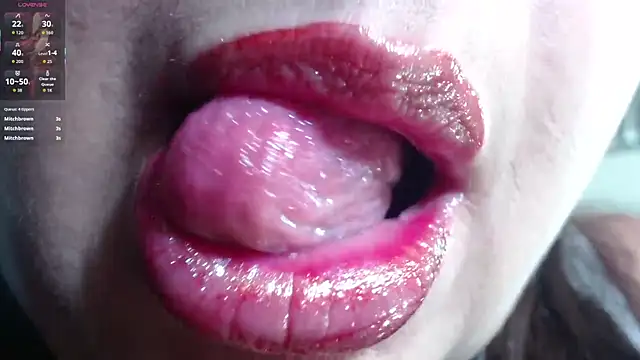 Kerly_DollのライブXXXチャット